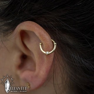 gold helix with diamond