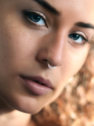 Longing for Winter – 14K Gold Septum Clicker