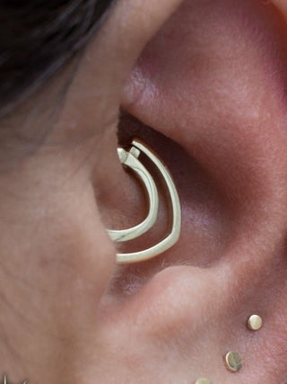 Triangle Swing - Double Gold Septum Ring