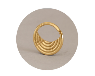 gold seam ring