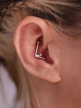 gold stud piercing conch