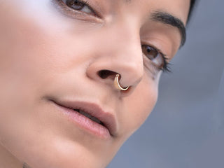 wide septum clicker in 14k gold