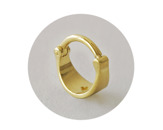 wide solid gold clicker ring